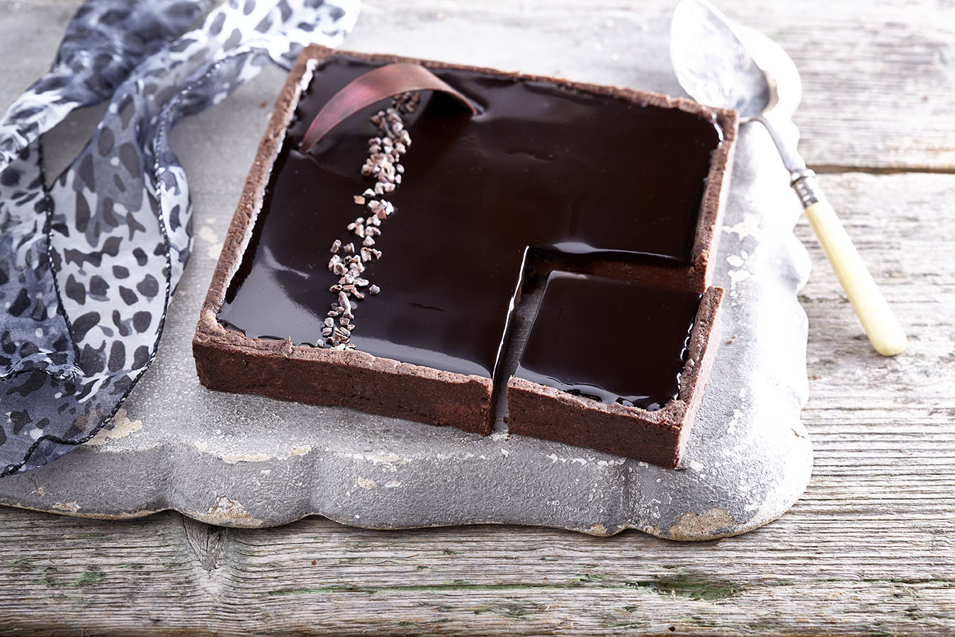 Σοκολάτα με σοκολατένια βάση