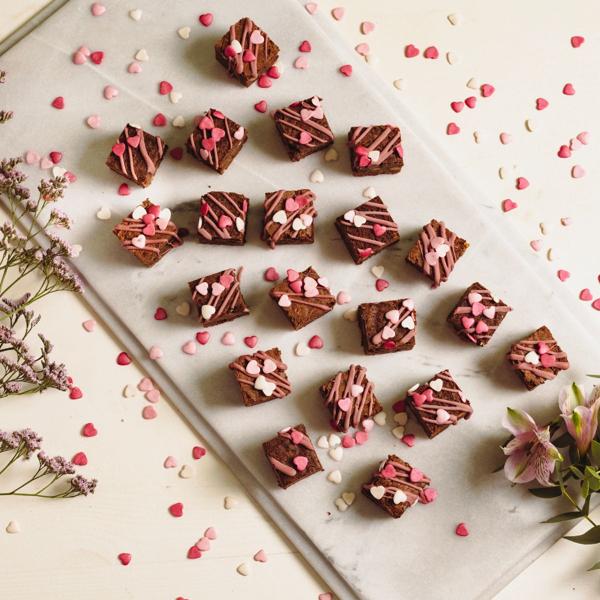 Μπουκιές Brownies Άγιος Βαλεντίνος Μπουκιές Brownies Άγιος Βαλεντίνος