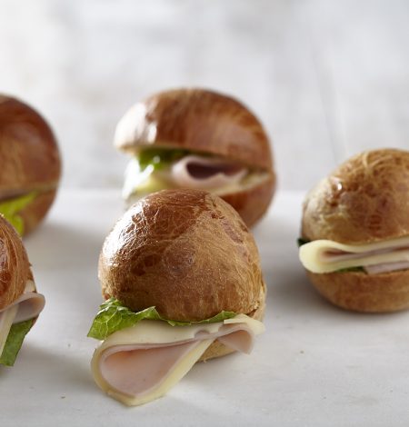 Brioche με τυριά και αλλαντικά