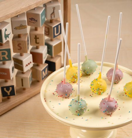 Cake Pops Back To School 2026