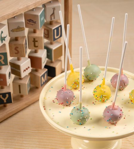 Cake Pops Back To School 2026
