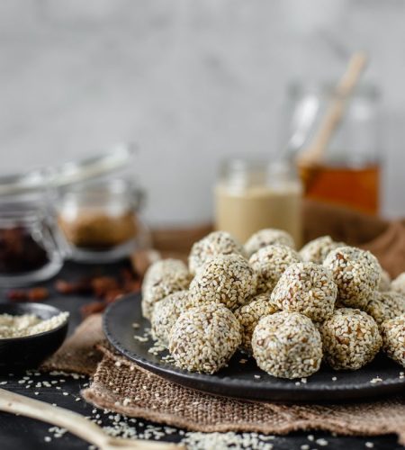 Μπουκιές με ξηρούς καρπούς ταχίνι και μέλι χωρίς γλουτένη