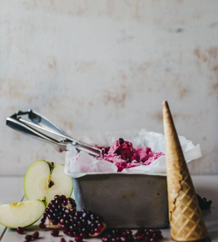 Σορμπέ ρόδι με μήλο